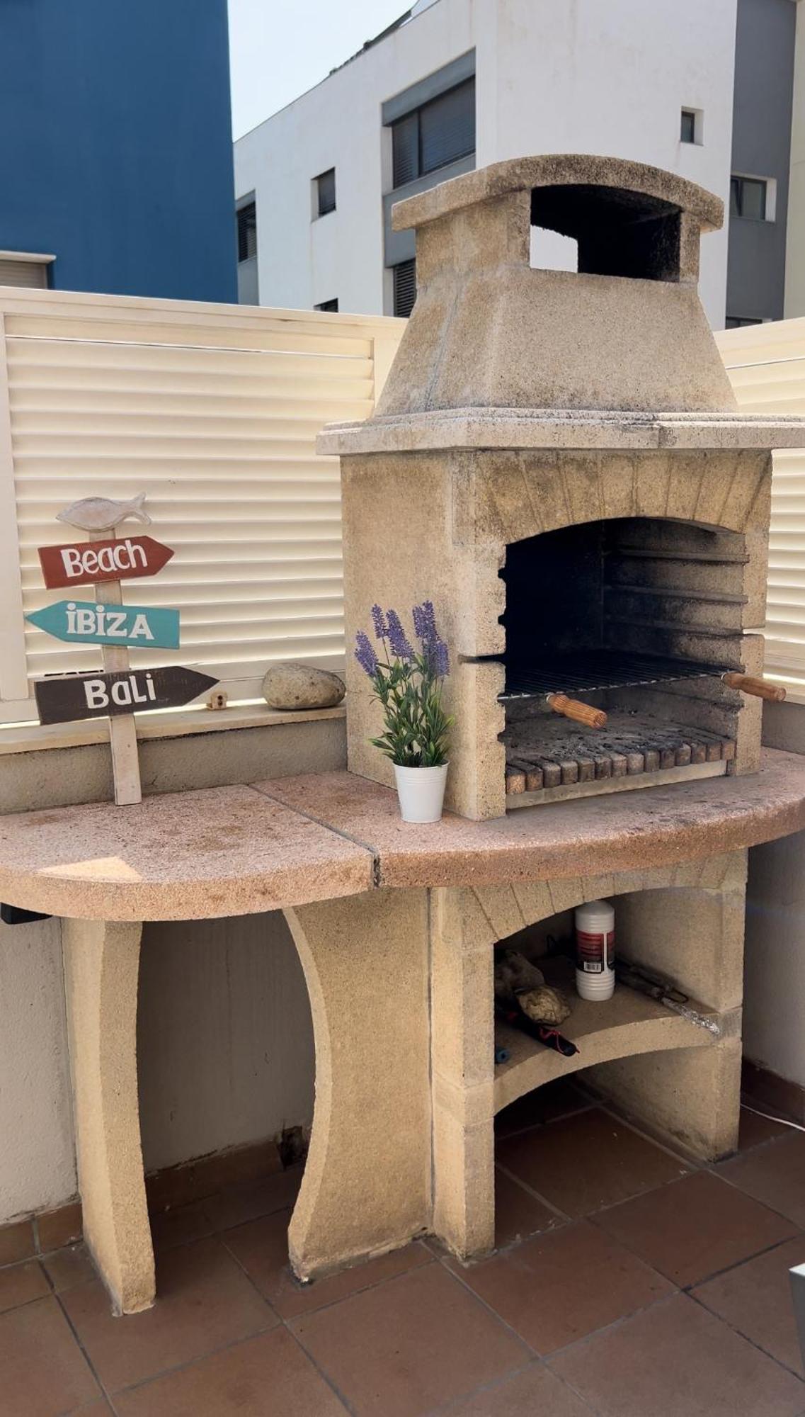 Cozy Beach House With Pool & Bbq Кубеляс Екстер'єр фото